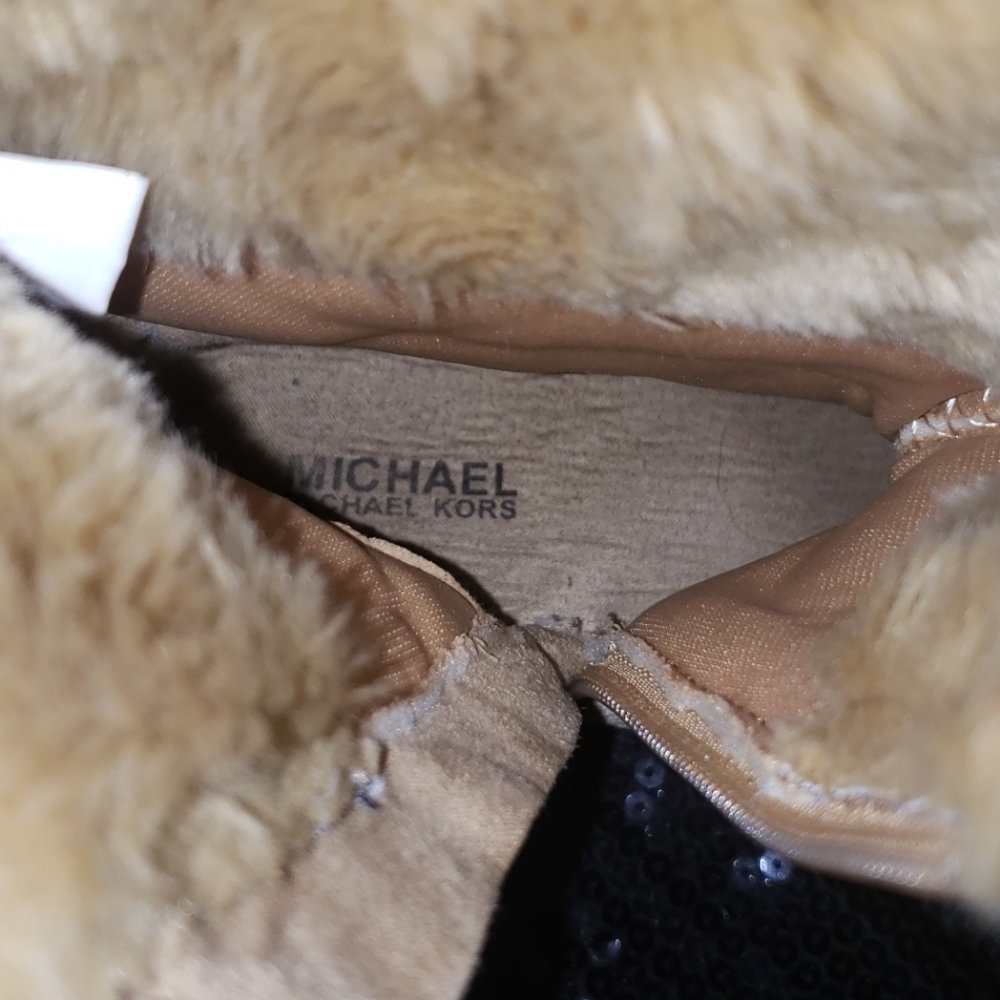 Shoes - Picture 6 of 6